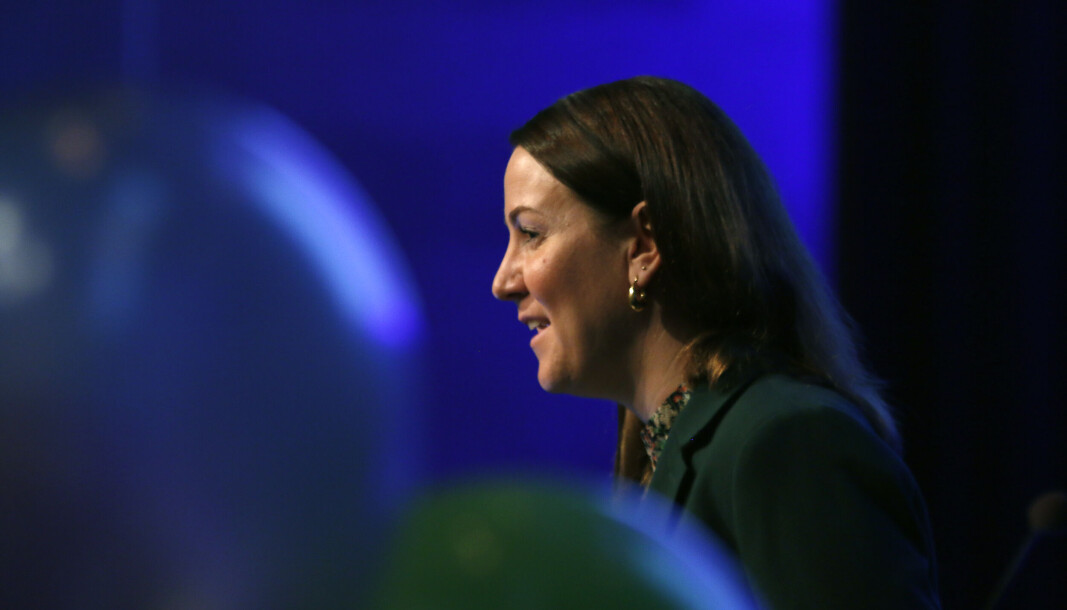 Kunnskapsminister Tonje Brenna (Ap) forsikrer om at ekstraordinære koronautgifter kompenseres. Bildet er tatt i en annen sammenheng. Kunnskapsminister Tonje Brenna (Ap) forsikrer om at ekstraordinære koronautgifter kompenseres. Bildet er tatt i en annen sammenheng.