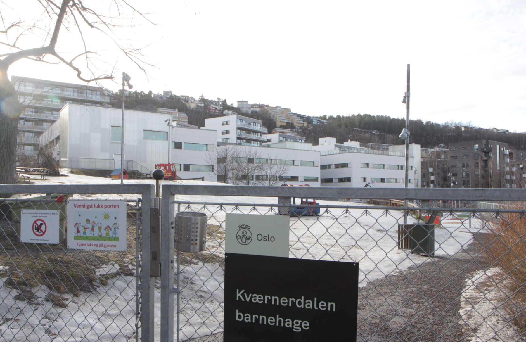 <span class=" italic" data-lab-italic_desktop="italic">Kværnerdalen barnehage i bydel Gamle Oslo er blant landets største, og har nå plass til cirka 320 barn.</span> <span class=" italic" data-lab-italic_desktop="italic">Kværnerdalen barnehage i bydel Gamle Oslo er blant landets største, og har nå plass til cirka 320 barn.</span>