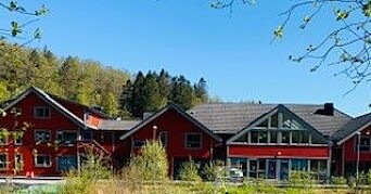 <span class=" italic" data-lab-italic_desktop="italic">Kidsa Myrdal i Bergen.</span> <span class=" italic" data-lab-italic_desktop="italic">Kidsa Myrdal i Bergen.</span>