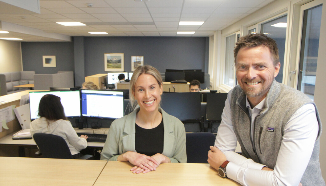 Seniorrådgiver Eli Bævre og avdelingsleder Håkon Holmen ved Utdanningsdirektoratets avdeling for økonomisk tilsyn med private barnehager i Molde.