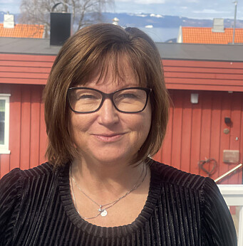 <span class=" italic" data-lab-italic_desktop="italic">Mona Halsaunet Frønes er studieleder for barnehagelærerutdanningen ved DMMH og en av åtte bidragsytere til boka som er utgitt på Universitetsforlaget.</span> <span class=" italic" data-lab-italic_desktop="italic">Mona Halsaunet Frønes er studieleder for barnehagelærerutdanningen ved DMMH og en av åtte bidragsytere til boka som er utgitt på Universitetsforlaget.</span>