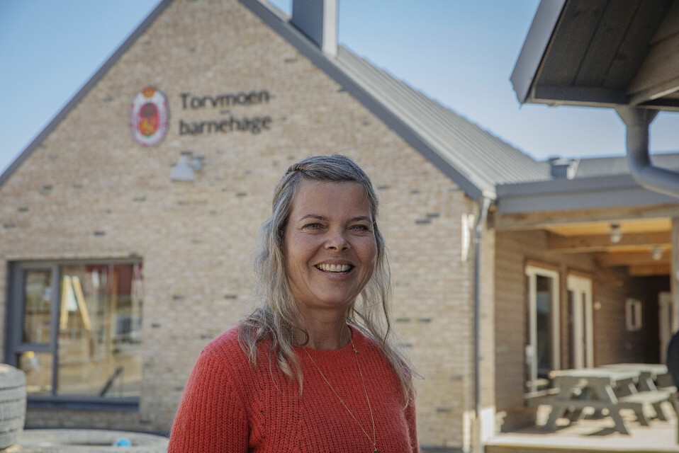 Styrer Siw Granroth i Torvmoen barnehage har bare gode erfaringer fra prøveperioden med kjøkkenassistent.