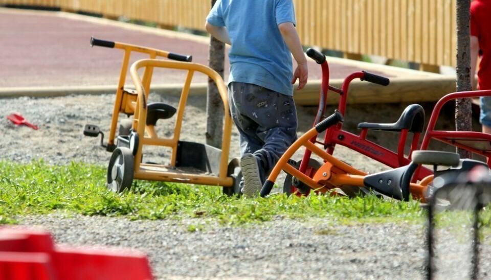 Nå går det mot løsning for foreldrene i Fredrikstad, som reagerte etter at det ble kjent at kommunen ville stenge barnehagene fire uker i sommer.