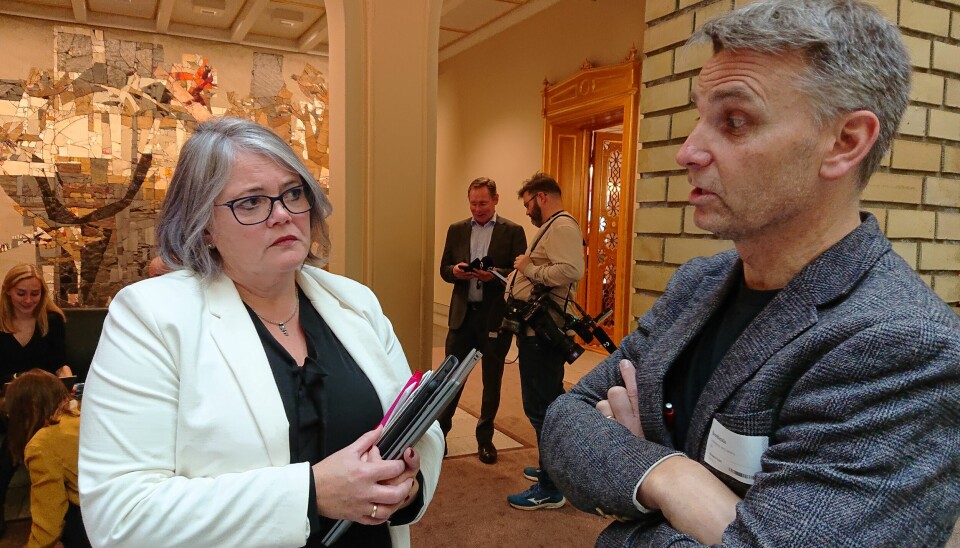 Stortingsrepresentant Kari Anne Jønnes (H) og PBL-leder Jørn Tommy Schjelderup på Stortinget torsdag formiddag.