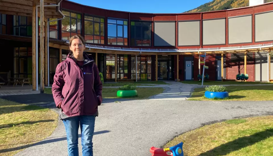 – Studentene har gitt tilbakemeldinger om at de har fått en god arbeidsperiode som er mer realistisk enn det de har fått prøvd seg på gjennom praksis, sier Heidi Austrheim i Fosshagen utdanningsbarnehage.
