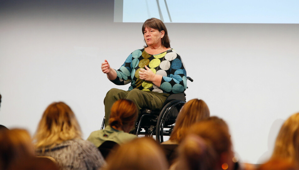 Inger Lise Andersen er klinisk sosionom, og har jobbet særlig med barn som har vært utsatt for vold, seksuelle overgrep og grov omsorgssvikt. Under BVO-dagene i Oslo snakket hun om omsorgstrøtthet for et lydhørt publikum.