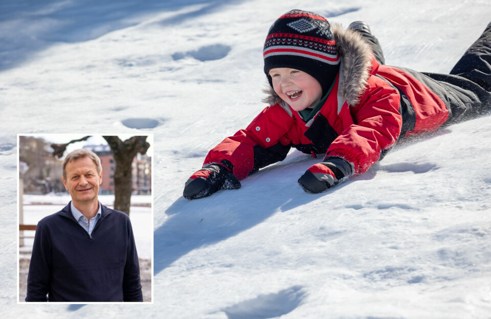 Roger Hegland (Ap) er leder for utvalg oppvekst i Skien kommune som nå går i gang med et prøveprosjekt med styrket bemanning i barnehagene.