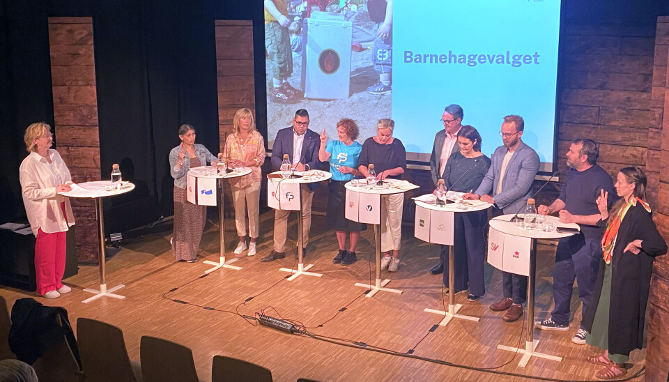 Debattleder Trude Teige hadde med seg, Fauzia Hussain-Wiik, 4. kandidat Ap, Marit Warncke, 2. kandidat H, Cecilie Tveit, 1. kandidat Folkets Parti, Daniel C. E. Hägglund, 2. kandidat Frp, Karianne Fedøy Magnussen, 2. kandidat KrF, Morten Nødtvedt, 8. kandidat V, Cecilie Høisæther, 9. kandidat MDG, Reidar Digranes, 1. kandidat Sp, Mikkel Grüner, 1. kandidat SV og Hege Elna Mikkelsen, 5. kandidat Rødt.