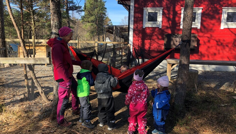 Gerd blir på ein måte som ei ekstra-bestemor, som har tid og ro og viser interesse og forståing for alle ungane i barnehagen.