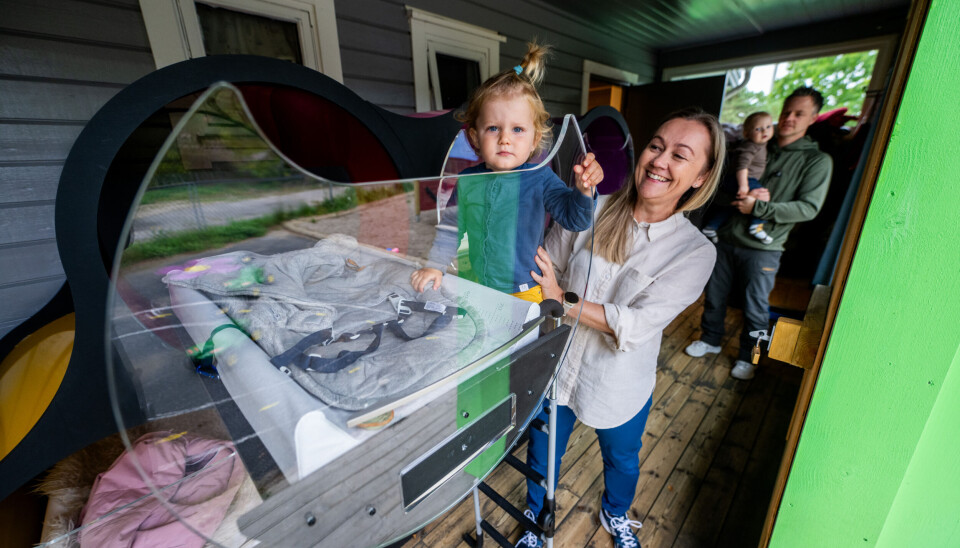 Daglig leder Hege Hoås Lier (54) i Blomsterøya barnehage er veldig fornøyd med soveløsningen Syvsoveren.