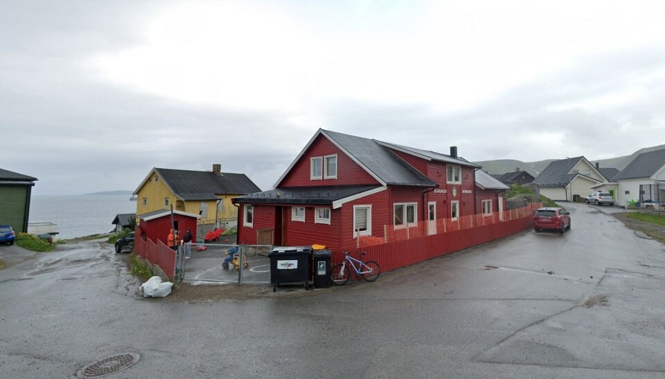 Skårungen barnehage i Nordkapp kommune har vært nødt til å redusere driften på grunn av mangel på ansatte.