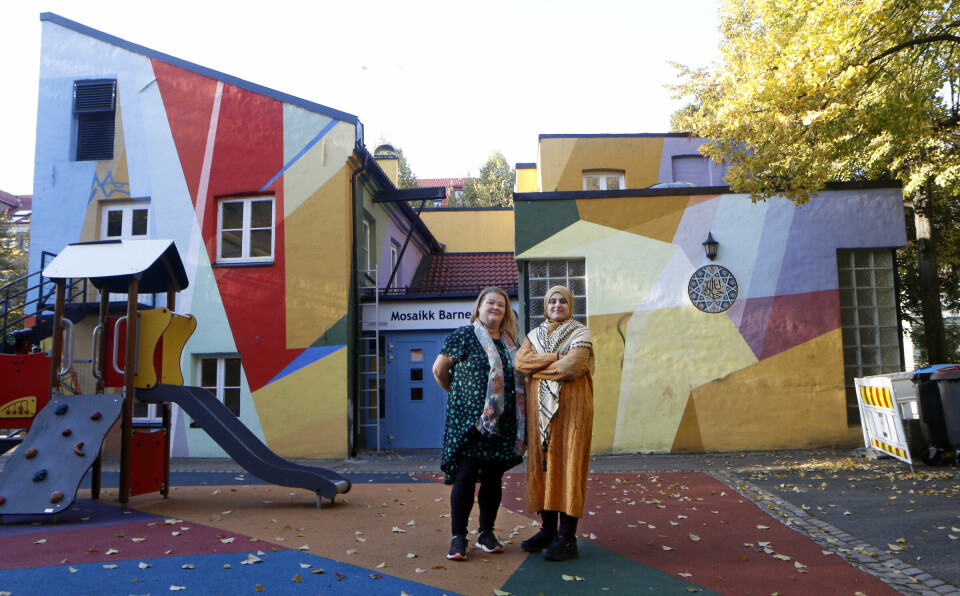 Mona Rogne og Javaria Tanveer i henholdsvis Grønland barnehage og Mosaikk barnehage.