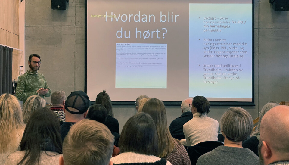 Paal Christian Bjønnes ledet an da over 30 barnehageeiere og -ledere møttes i Moholt barnehage denne uken. Paal Christian Bjønnes ledet an da over 30 barnehageeiere og -ledere møttes i Moholt barnehage denne uken.