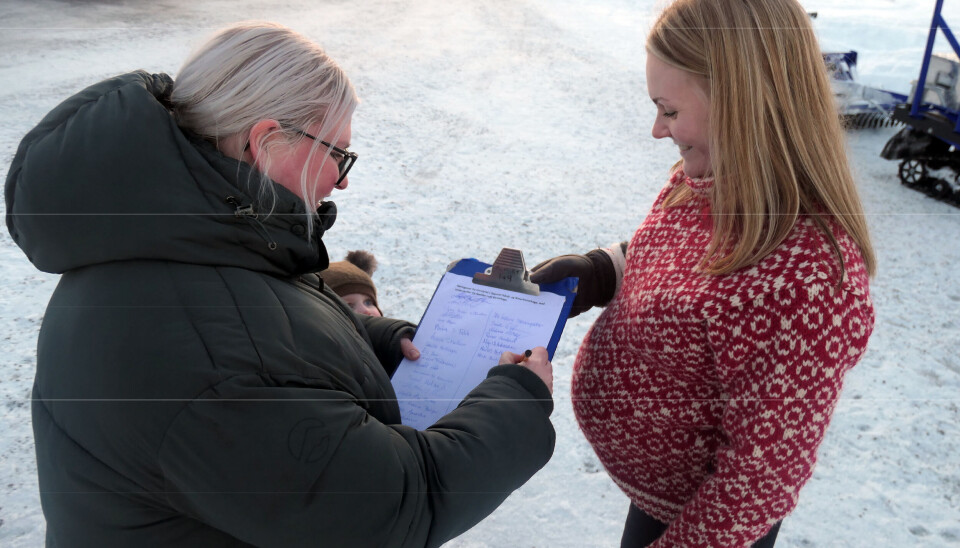 Oppstad gårds- og naturbarnehage ligger på Skarnes i Sør-Odal kommune. Foreldre signerer høringssvaret.