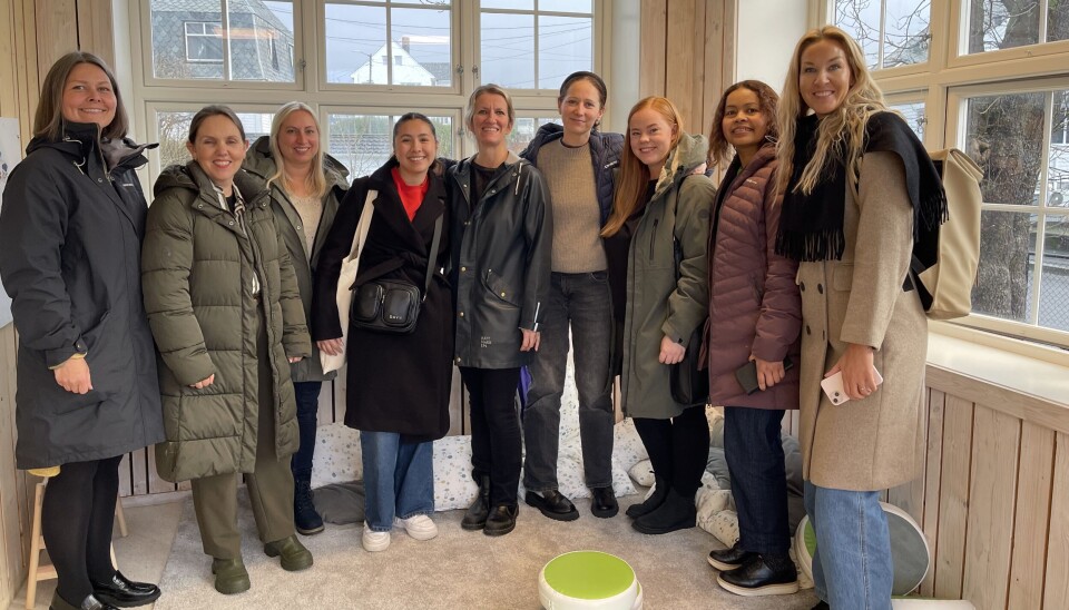 Prosjektgruppa (frå venstre): Hannah Belsvik Hansen (HVL), Inga Margrethe Fagerbakke (HVL), Hilde Van der Have (Skåre FUS barnehage), Isabella Oa (Presthaug FUS barnehage), Randi Høyland (HVL), Merethe Jamne (Espira Bråsteintunet), Kristine Bjelland (Små barnehager AS), Viviane Dos Santos Fossmark (Hemmingstad barnehage) og Karianne Langåker (Haugesund kommune)